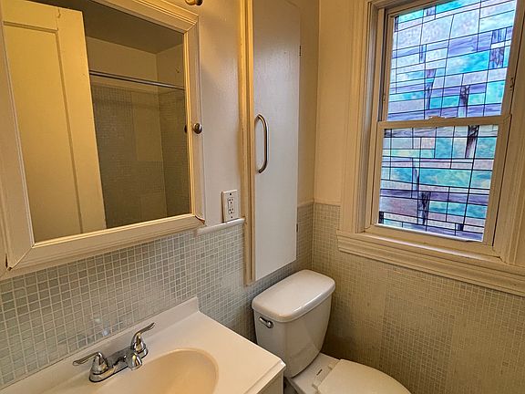 3rd image of 872 West Ave APT 1