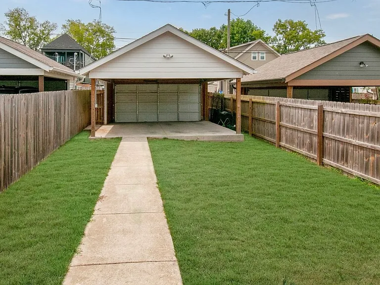 5411 Louisiana Ave — Photo 2