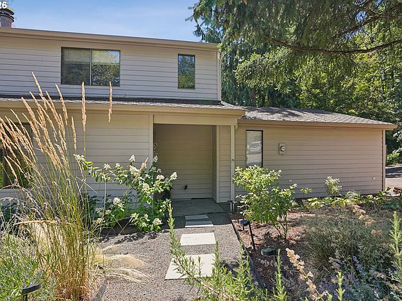 5th image of 13 Mountain Cir
