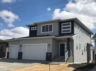3241 10th St N, Fargo, ND 58102
