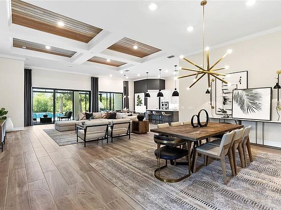 4th image of 8013 Grande Shores Dr