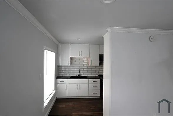 Studio, $1,795 — Photo 4