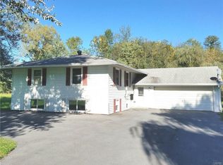 8992 Oswego Rd, Baldwinsville, NY 13027