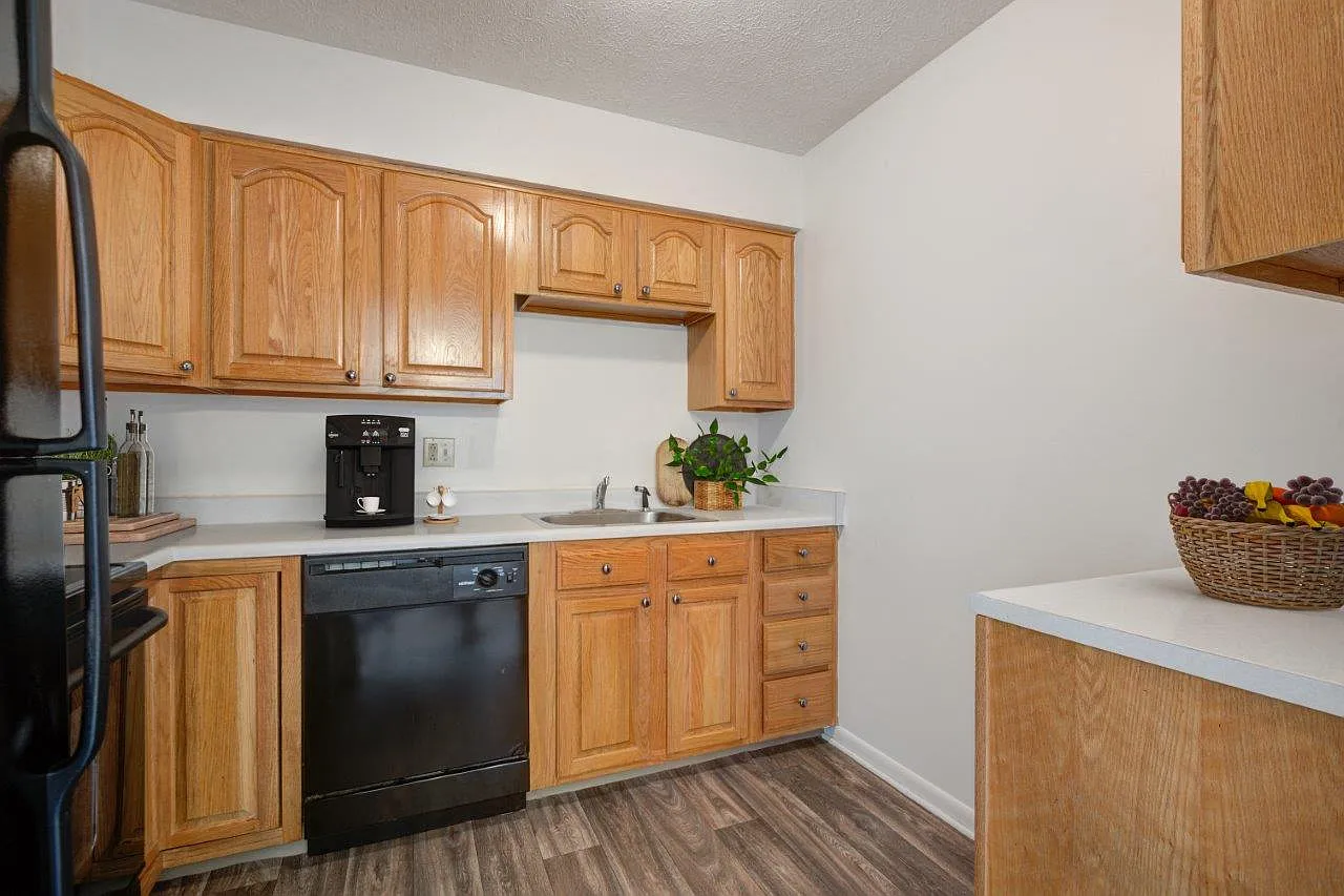 Brighton Colony Townhomes — Photo 3