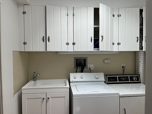 4th image of 63 Bridge St #D