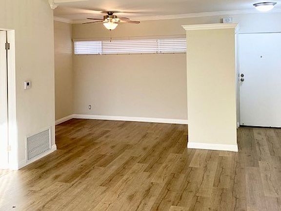 5th image of 5038 Hazeltine Ave #204