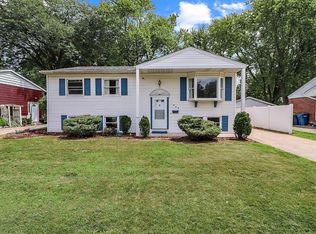 945 N Indiana St, Griffith, IN 46319