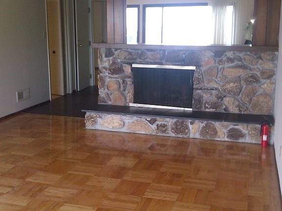 4th image of 147 Shipley Ave