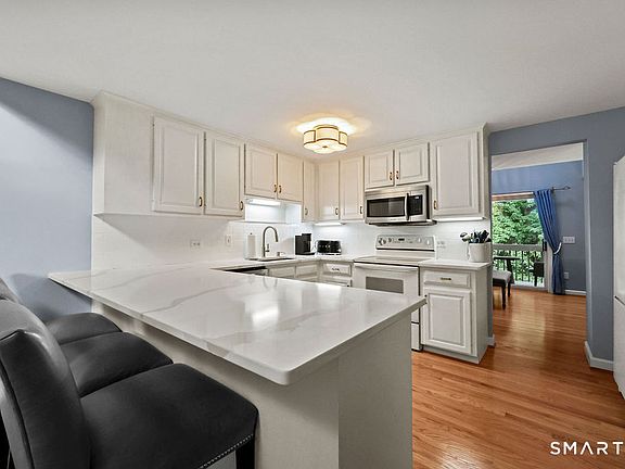2nd image of 6 Copley Road #6
