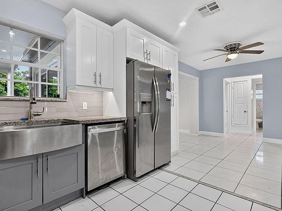 2nd image of 2707 Bahama Dr #0