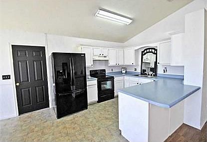 4th image of 1300 Brentwood Ln