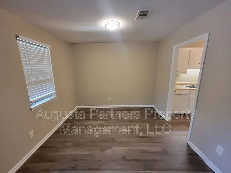 134 Stoneybrooks Pl #A — Photo 6