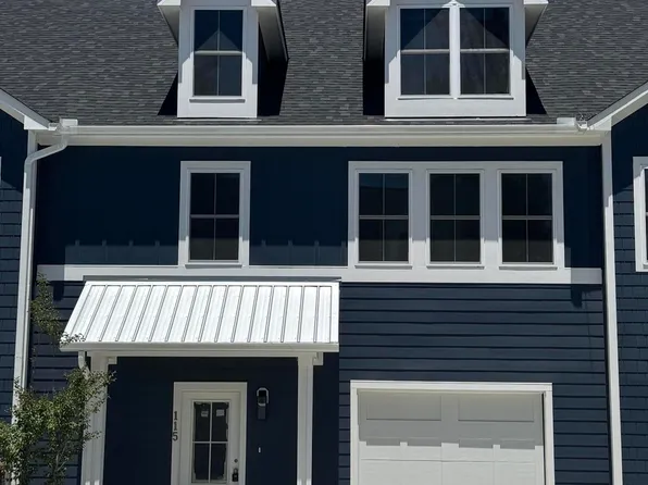 115 Seagate Place, Wilmington, NC 28403