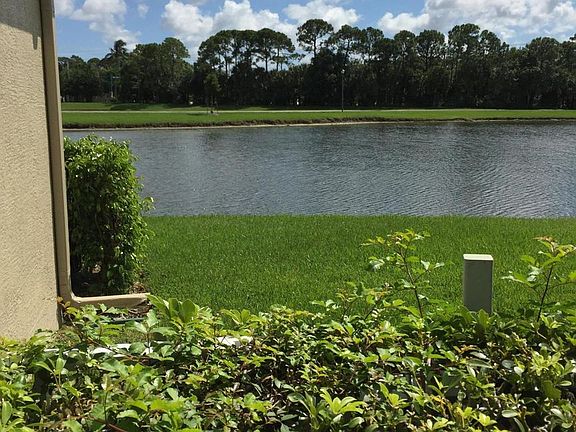 5th image of 8512 Water Cay