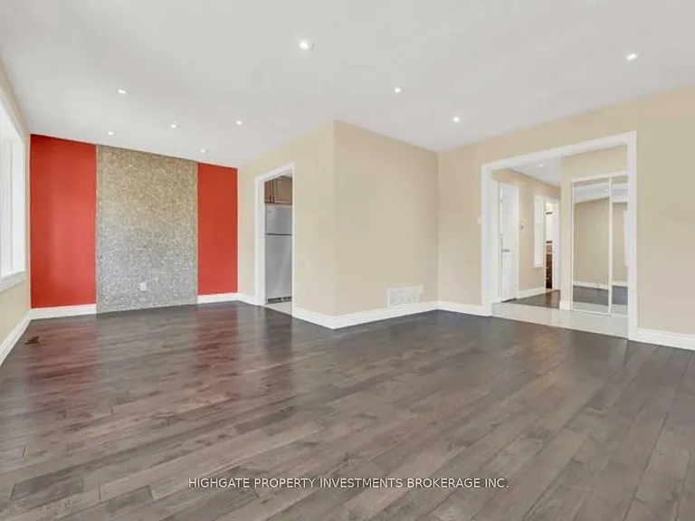 36 Reigate Ave #MAIN — Photo 5