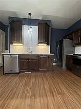 617 Avery St — Photo 14