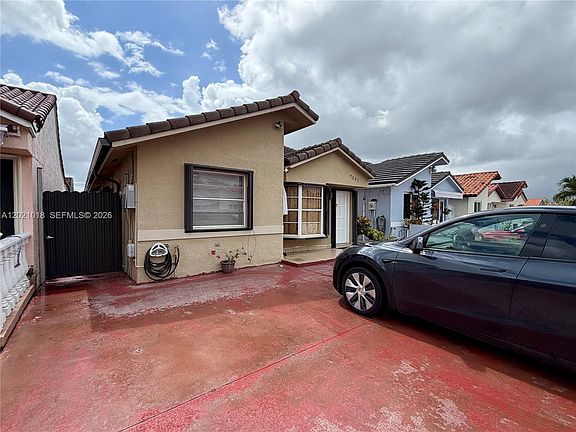 4th image of 7231 W 29th Way