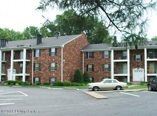 3312 Colonial Manor Cir, Louisville, KY