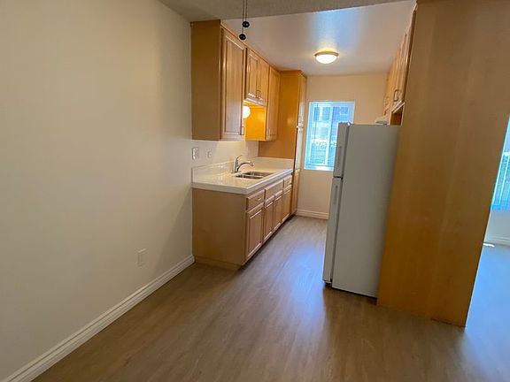 4th image of 3984 Utah St Unit 4