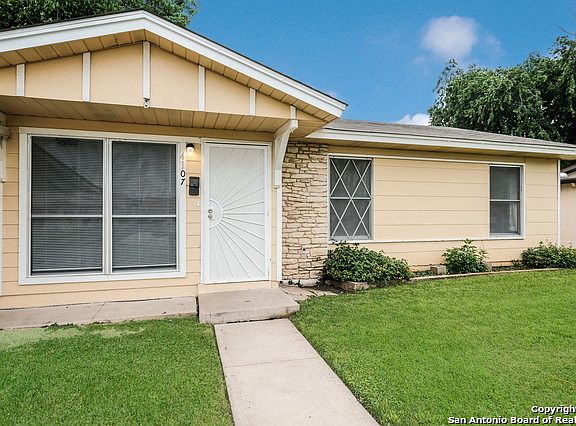 2nd image of 4107 King Krest Dr