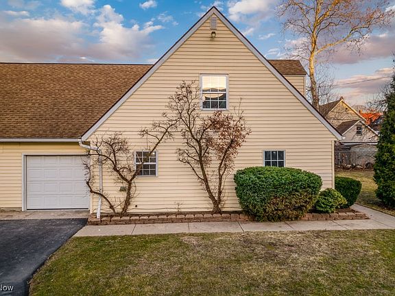 2nd image of 1273 W 70th St