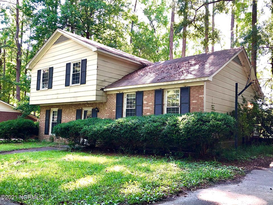 1st image of 406 River Hill Dr