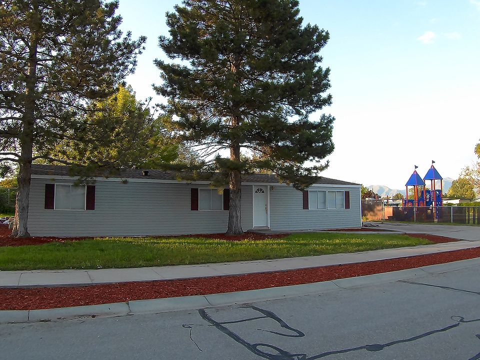 1st image of 3780 W Saddler Dr