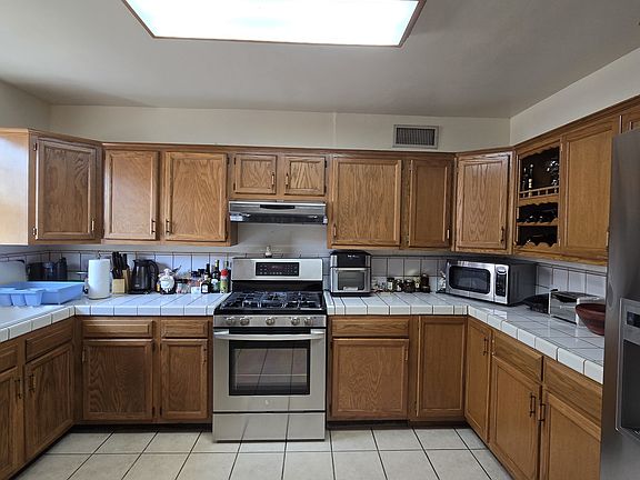 4th image of 11560 Loch Lomond Dr