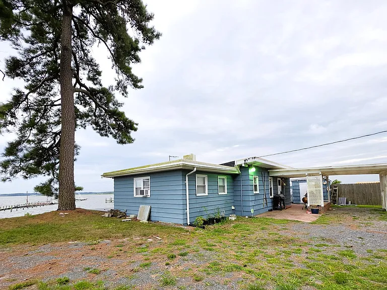 32172 River Rd — Photo 2