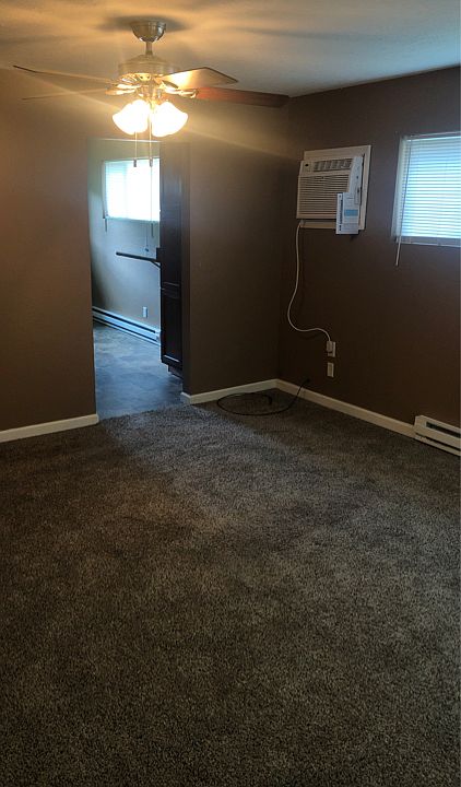 1st image of 115 Merry Acres Ln