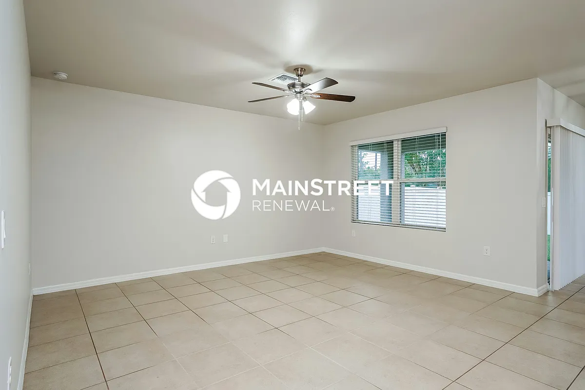 Living Room - 3451 Acapulco Cir