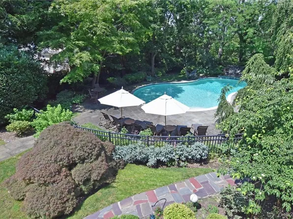 247 Pelhamdale Avenue, Pelham, NY 10803