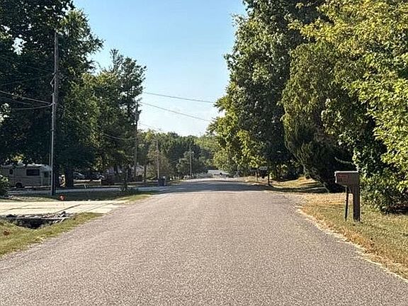 5th image of 105 Sheffield Rd