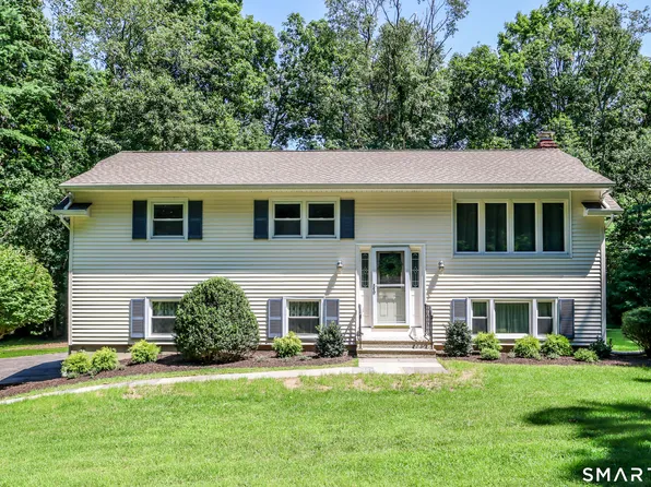 4 Beaver Bog Road, New Fairfield, CT 06812