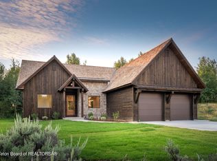 938 Couloir Ct, Victor, ID 83422