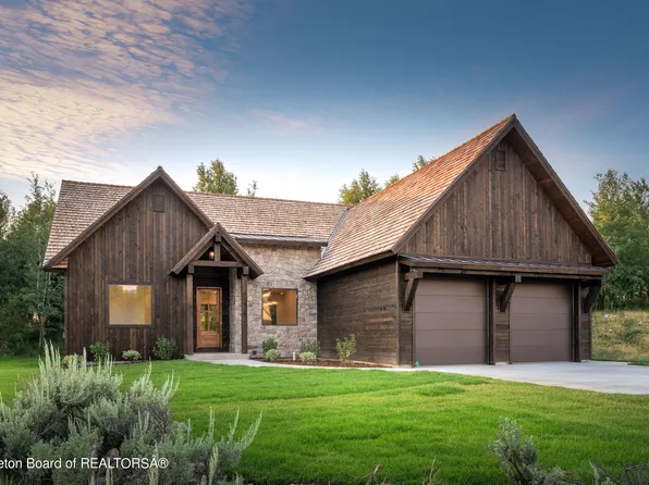 938 Couloir Ct, Victor, ID 83422