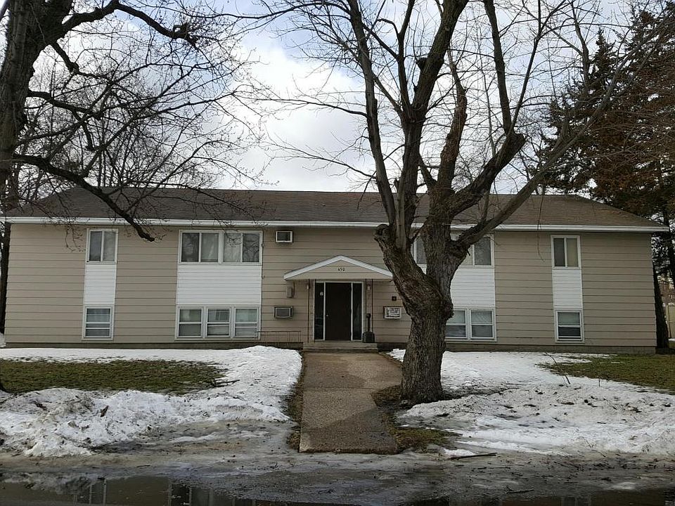 1st image of 450 Valley Dr #7