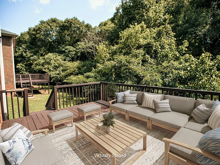 Pineview Townhomes — Photo 55
