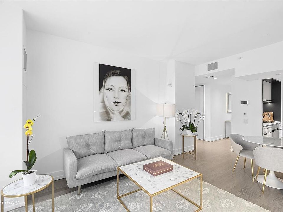1st image of 70 Charlton St APT 2D