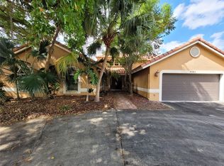 5161 SW 21st Ct, Plantation, FL 33317