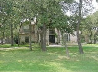 105 Forest Hollow Dr, Argyle, TX 76226