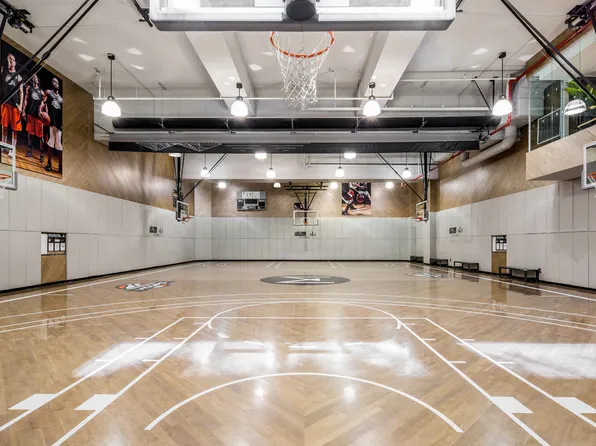 605 West 42nd Street image 18 of 28