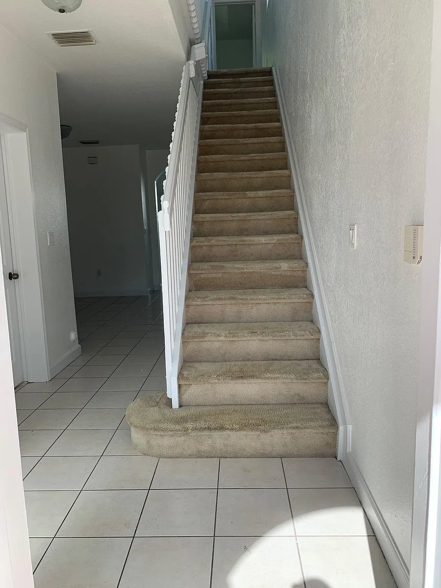 Building Photo - 5600 NW 107th Ave #1412