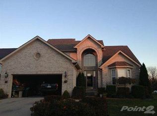 26959 Pepperwood Dr, Woodhaven, MI 48183