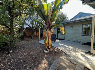 517 Darwin St #A, Santa Cruz, CA 95062