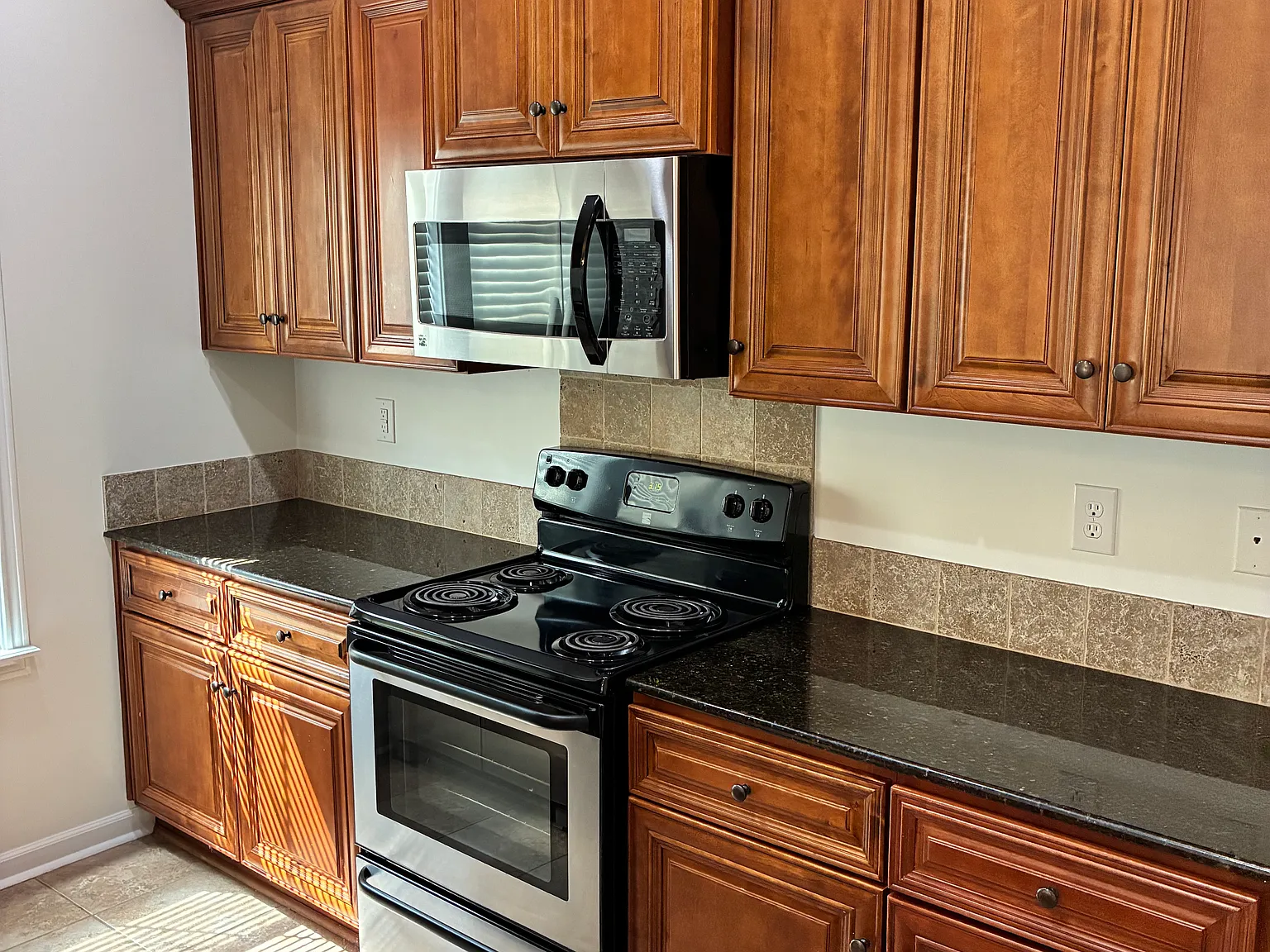 227 Chimney Rock Blvd — Photo 4