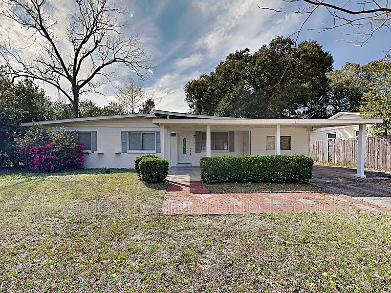 1st image of 4515 Charmonte Way