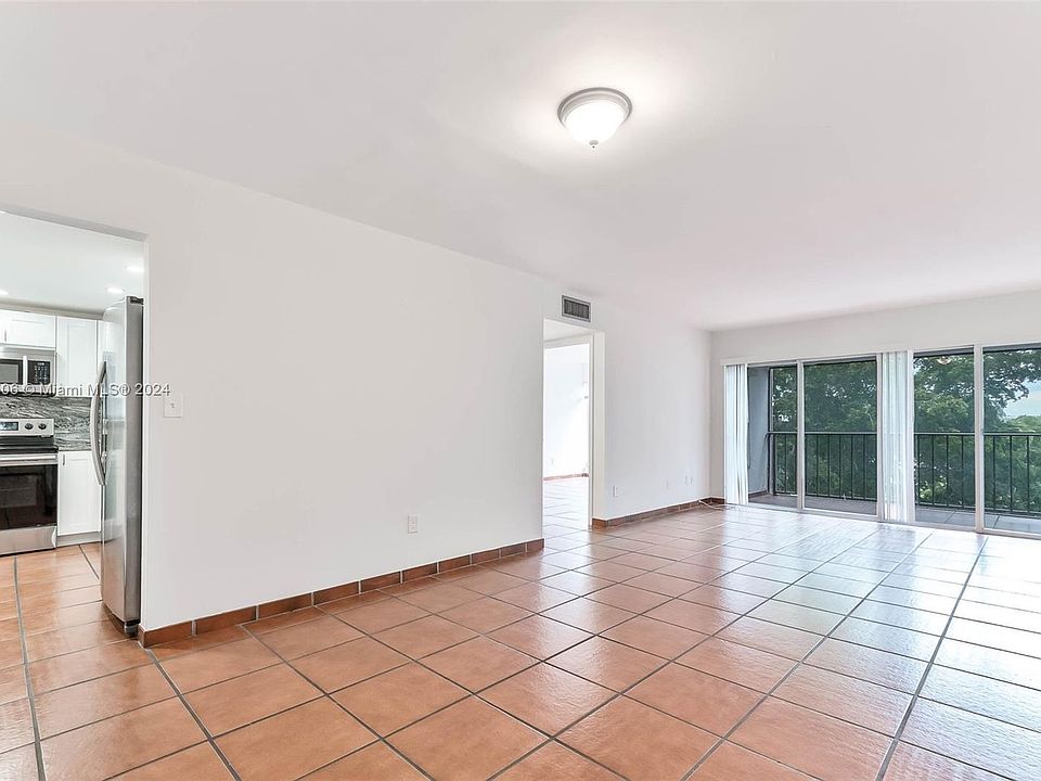 1st image of 9170 Fontainebleau Blvd APT 403