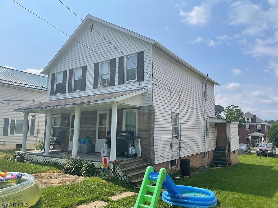 2nd image of 412 Linden Ave #2