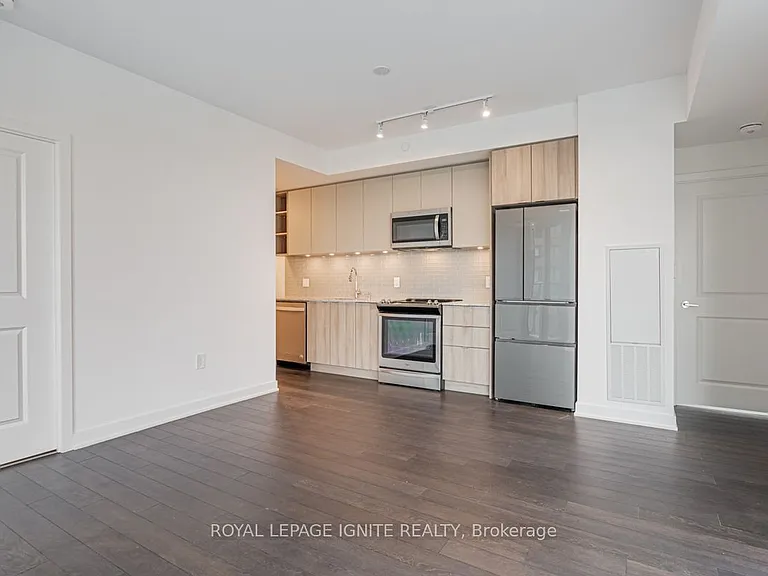 100 Eagle Rock Way #305 — Photo 8